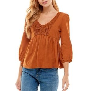 Derek Heart Ginger Lace Trim V-Neck Peplum Top. Size L